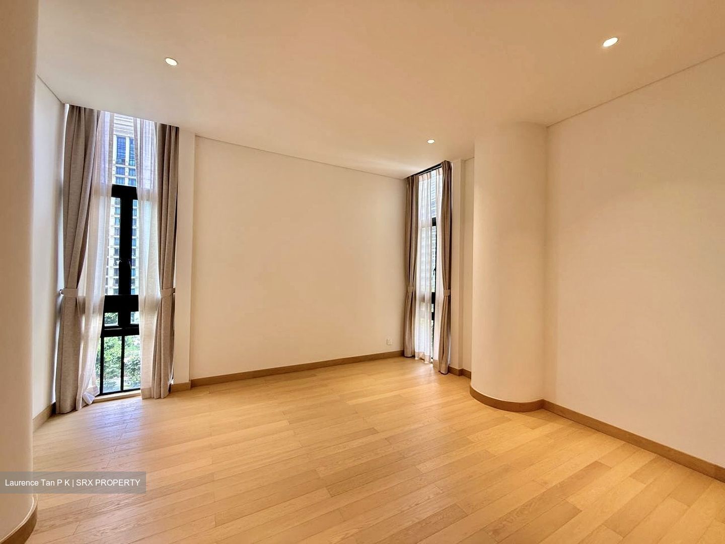 The Colonnade (D10), Condominium #552848321